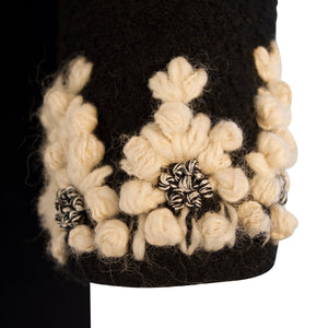 
                  
                    Barbara Walters' Oscar De La Renta Coat
                  
                